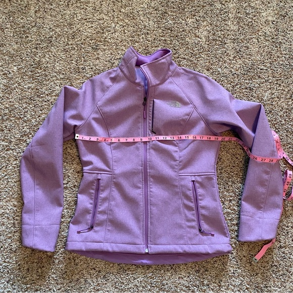 The North Face women’s M Jacket Purple fitted zipper front bottom drawstring - Picture 3 of 9